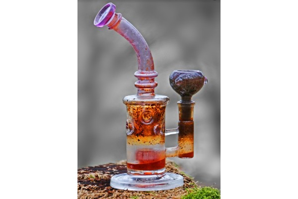 How To Clean A Glass Pipe: Step-by-step Guide